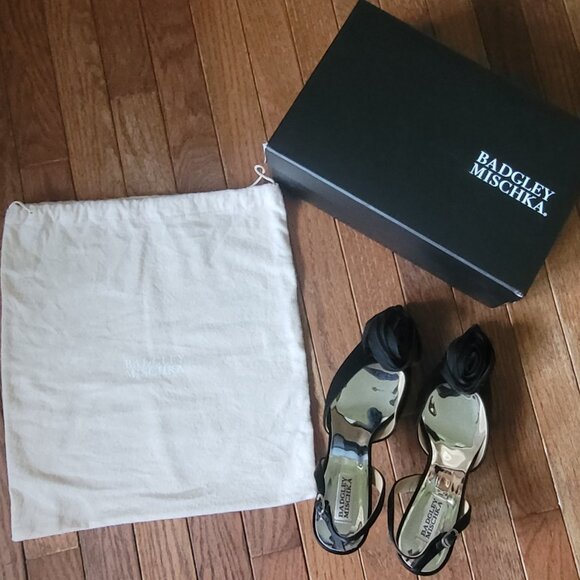 NIB Badgley Mischka Carlise Satin Slingback with Singular Rose, sz 8.5 - Picture 14 of 14